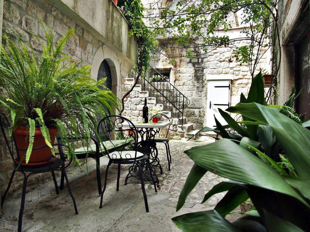 Rooms & Studio Stipcic تروغير الغرفة الصورة